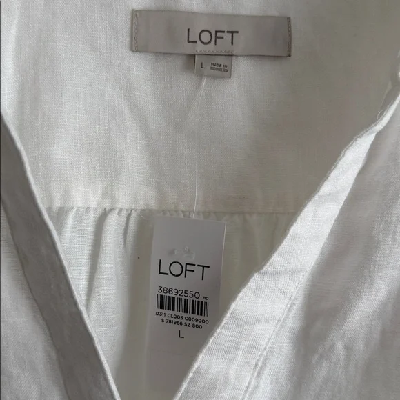 LOFT Linen V-Neck Blouse - Picture 2 of 6